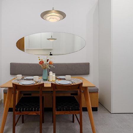 2К Квартира Forum Вулиця Куліша Leopoli Esterno foto